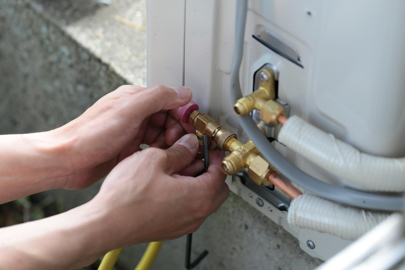 instalation climatisation batiment industriel coût Linas